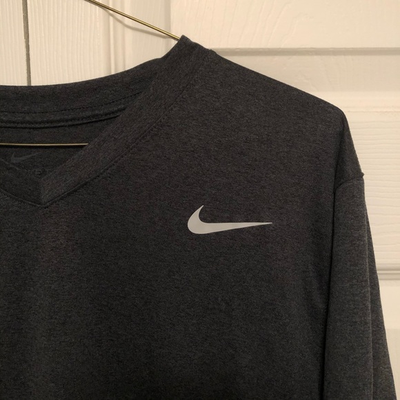x - Nike - Men’s DriFit T-Shirt - Standard Fit - M - NWT - Picture 4 of 10
